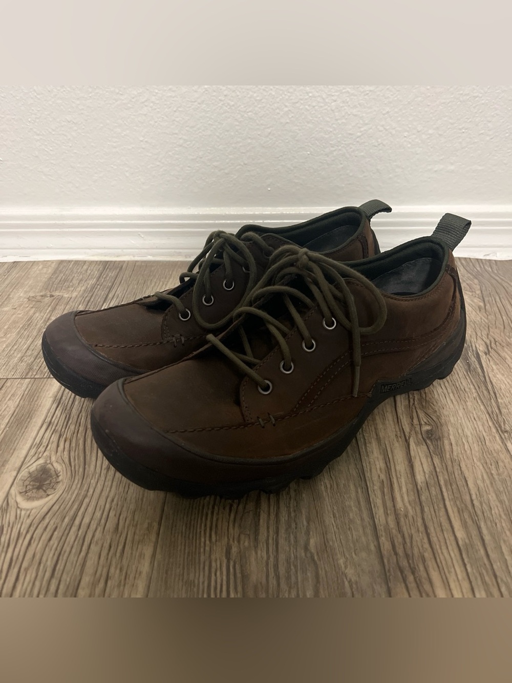 Merrell Men's Brown Leather Trail Boots / size: 10.5 mens